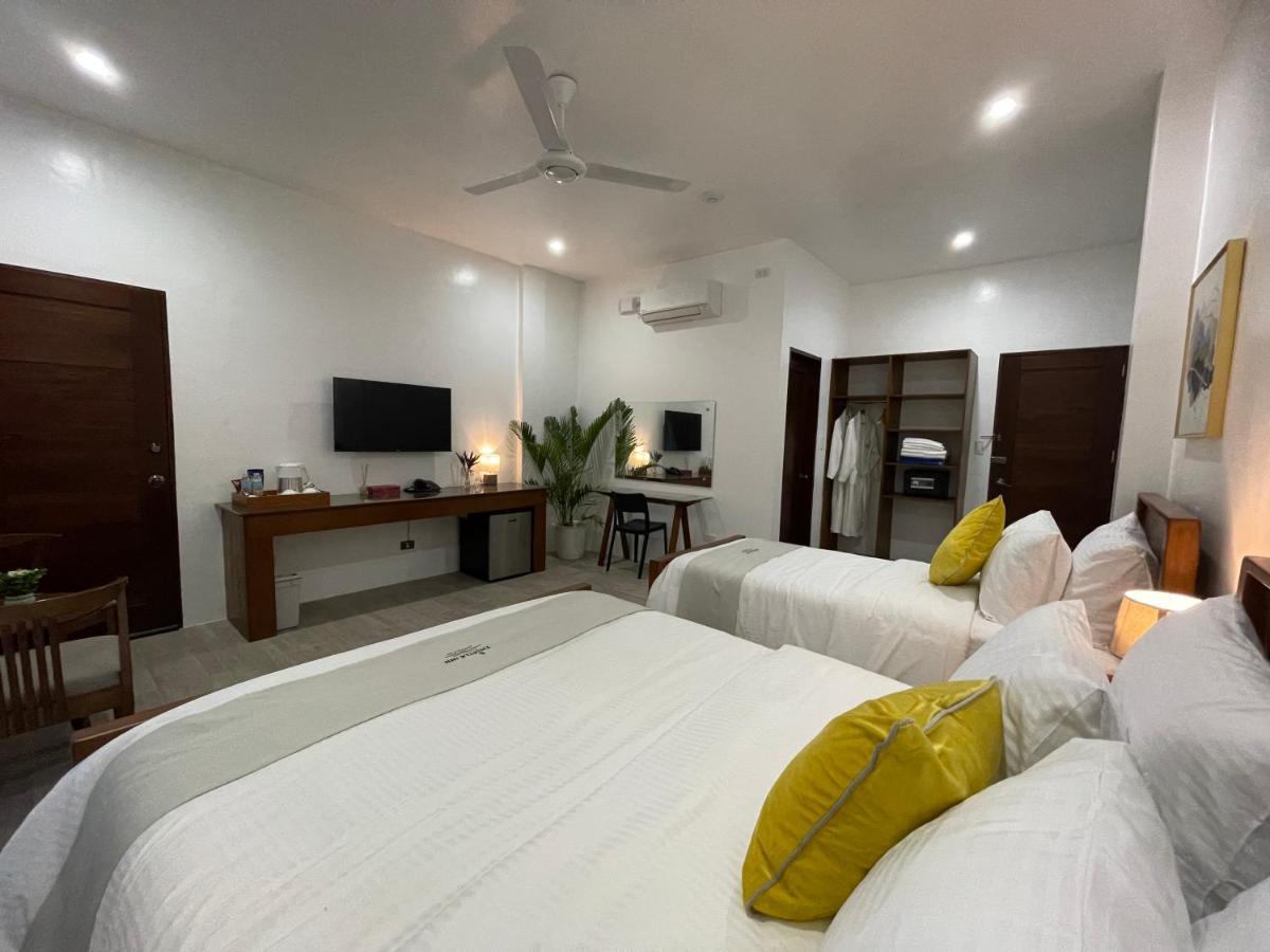 Thistle Inn Panglao Bagian luar foto
