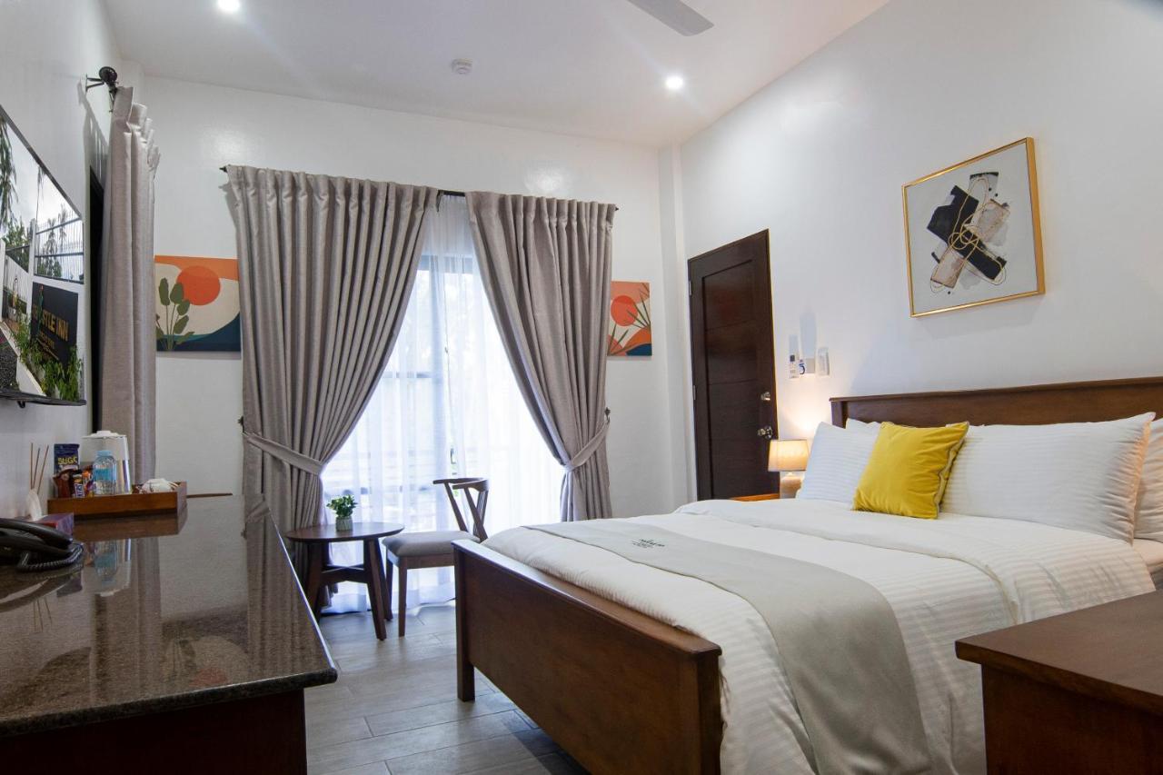 Thistle Inn Panglao Bagian luar foto
