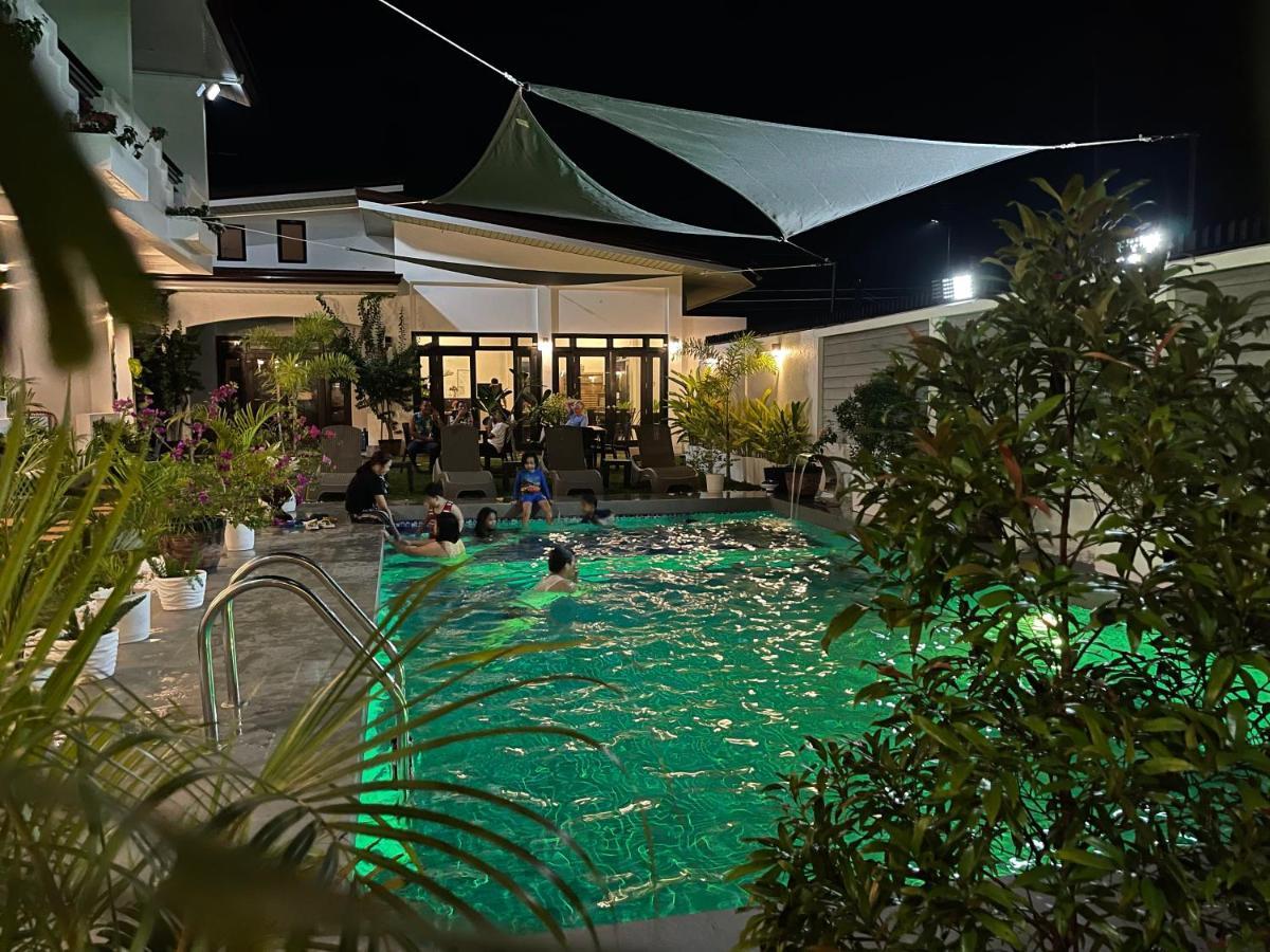 Thistle Inn Panglao Bagian luar foto