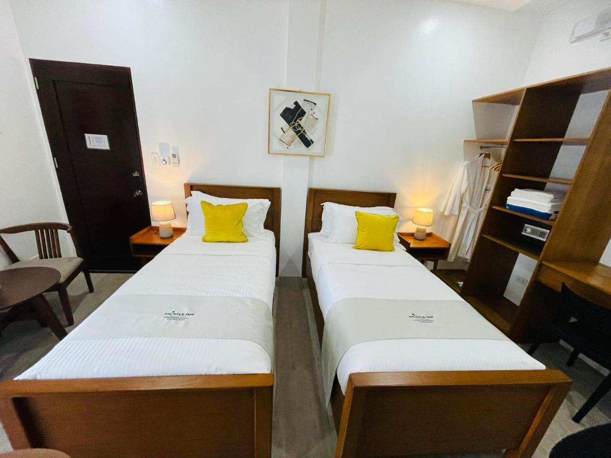 Thistle Inn Panglao Bagian luar foto
