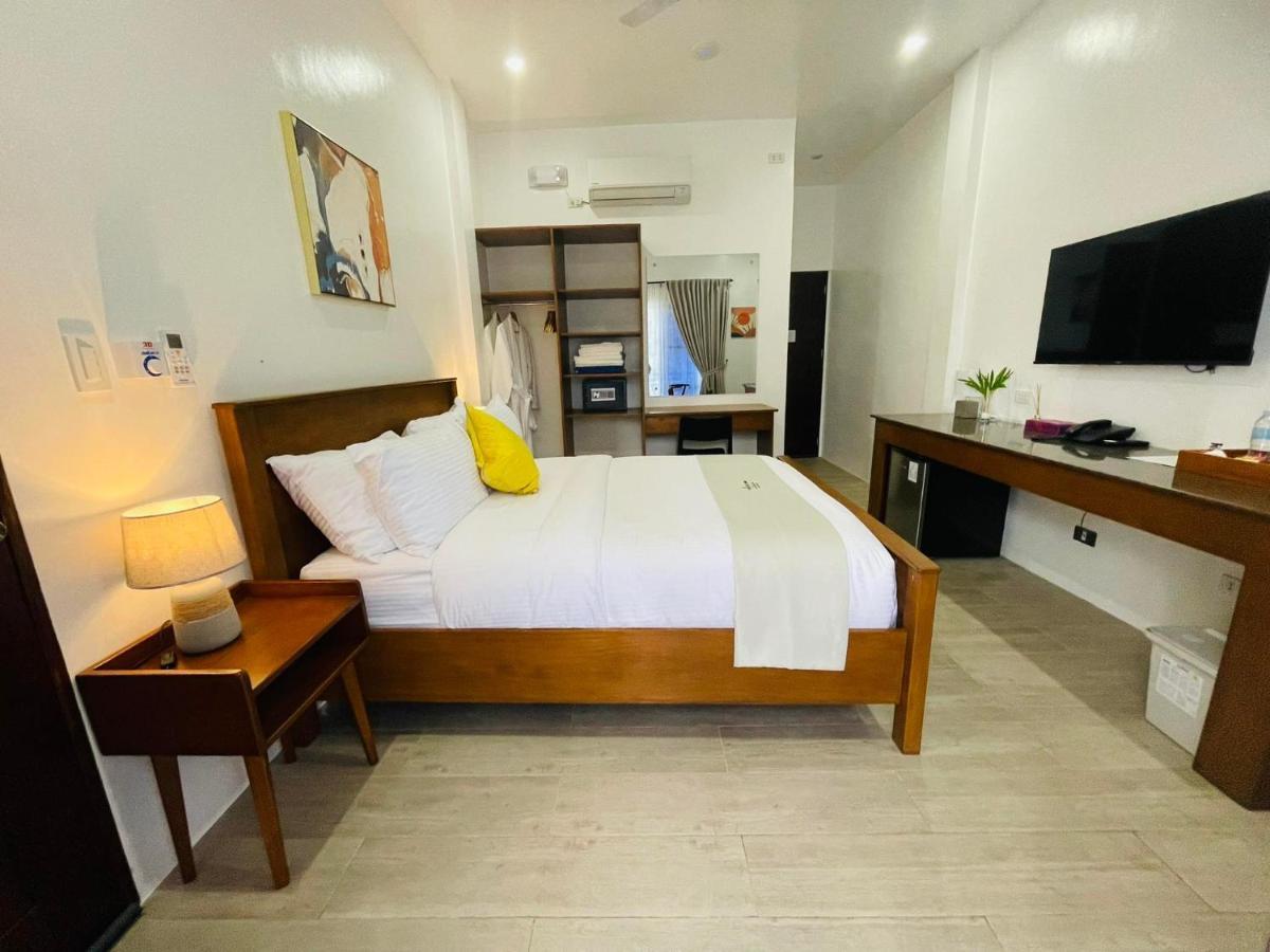 Thistle Inn Panglao Bagian luar foto