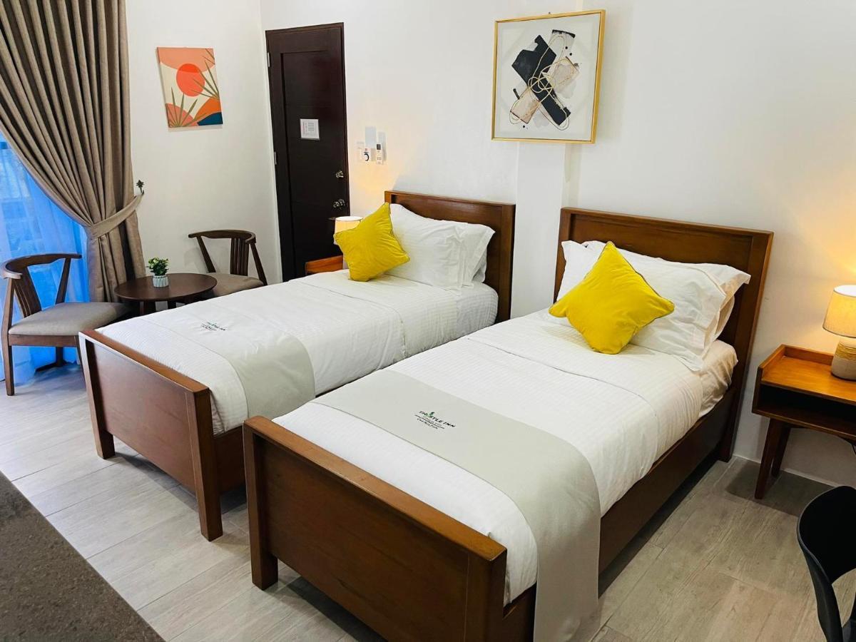Thistle Inn Panglao Bagian luar foto