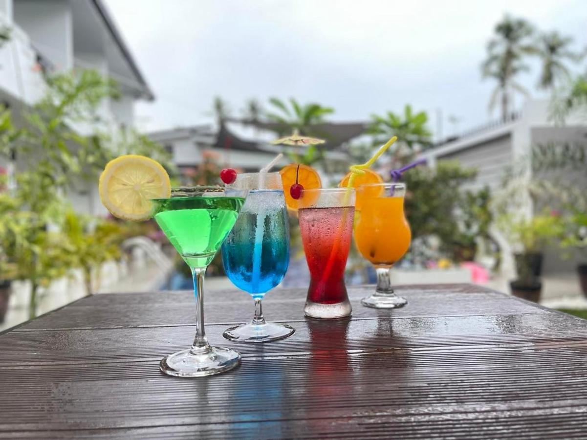 Thistle Inn Panglao Bagian luar foto